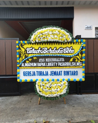 Papan Bunga Duka di Panggarangan